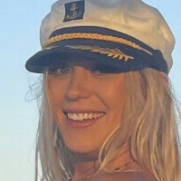 Georgia Eisler Nue