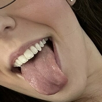 glassescutie24 Nue