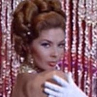 Gloria Paul Nue