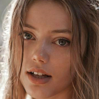 Grace Van Dien Nue
