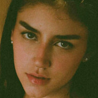 grettabenett_ Nue