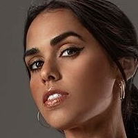 Griselle Menea Nue