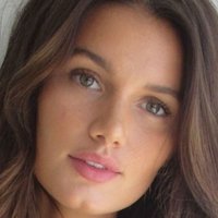 Hailey Outland Nue