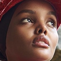 Halima Aden Nue
