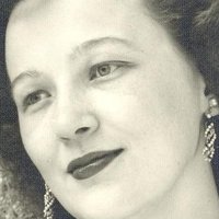 Harriet Neville Nue