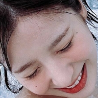 HeeJin (ARTMS / LOONA) Nue