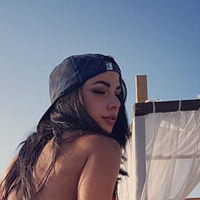 Helga Violet Nue