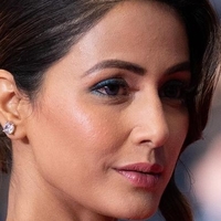 Hina Khan Nue