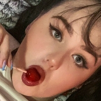 hoesephine Nue