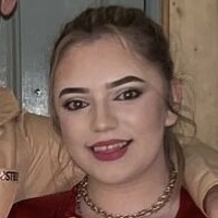 Hollie H Nue