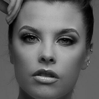 Hollie Keers Nue