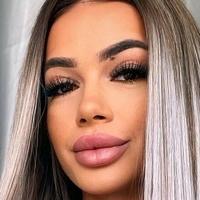 Ioana Neaçsu Nue