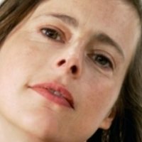 Isabelle Menke Nue