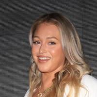 Iskra Lawrence Nue