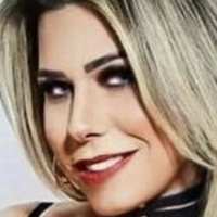 Izabella Queiroz Nue