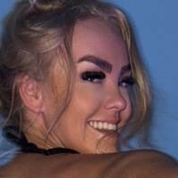 Jessie Holt Nue