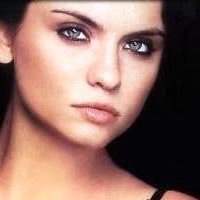 Jodi Lyn O'Keefe Nue