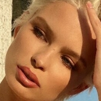 julialogan Nue