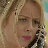 Justine Lupe Nue