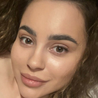 Karyna Kardelian Nue