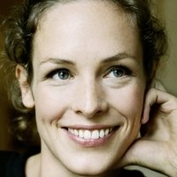 Katharina Lorenz Nue