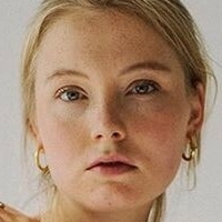 Katharina Wandrowsky Nue