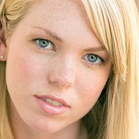 Kelsey Carlisle Nue
