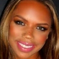 Kiely Williams Nue