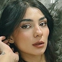 Kübra Miranda Çamlıbel Nue