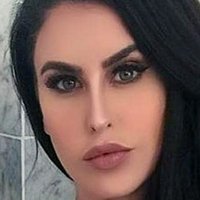 Larissa Bartolo Nue
