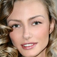 Larissa Drekonja Nue