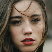 Laura Kokinova Nue