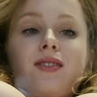 Laura Lit Nue