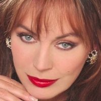 Lesley-Anne Down Nue