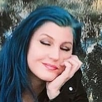 Leva Bates Nue