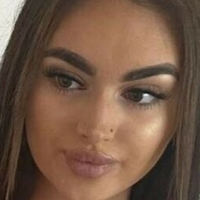 Lily Macsall Nue