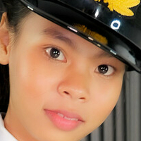 little-trisha Nue