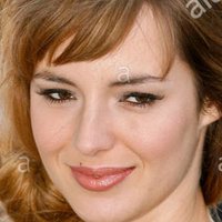 Louise Bourgoin Nue