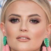 Lucy Fallon Nue