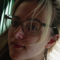 Luiza Steinmettz Nue