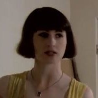 Lulu Benton Nue