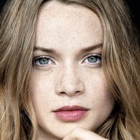Luna Wedler Nue