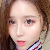 Lydia Yuna Nue