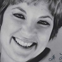 Lynn Carlin Nue