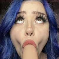 Maggie Moodie Nue