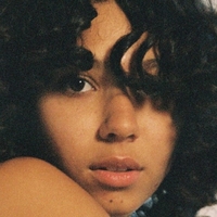 Maia Serena Nue