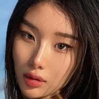 Mari Bambei Nue