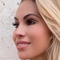 Maria Hering Nue