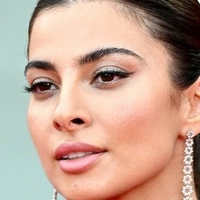 Maryam Zolghadr Nue