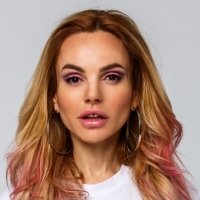 Masha Tsigal Nue